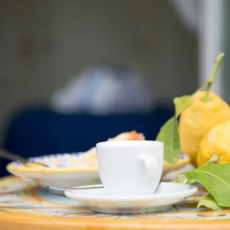 Residenza Pansa Couette-café Amalfi